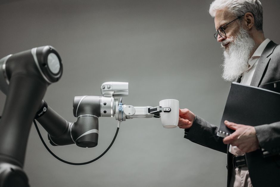 AI Ready for SMEs: เมื่อ AI ทลายกำแพงขนาดธุรกิจ ปลดล็อกศักยภาพ SME ไทย 3.13 ล้านราย
